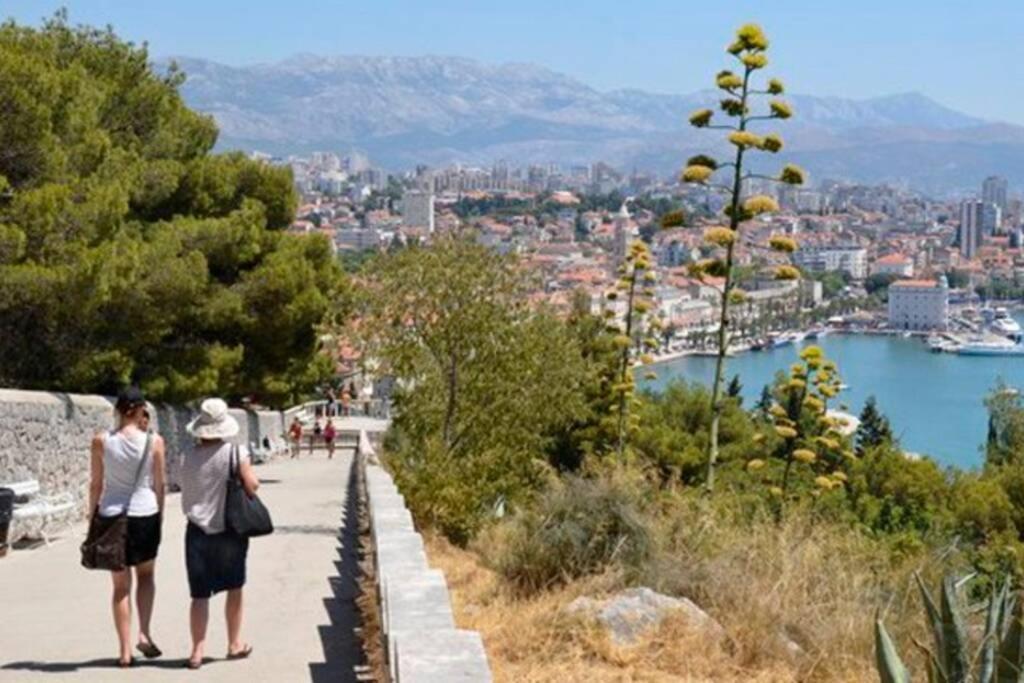 Joy4You Apt Near Beach And Center Split Luaran gambar
